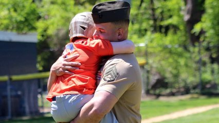 Pitching Change Brings In Military Dad To Surprise Son | Happily TV