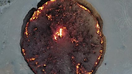 Door To Hell: Giant Crater Has Been Burning For 40+ Years | Happily TV