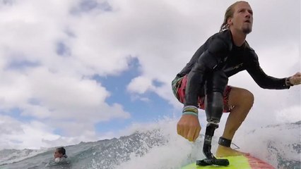 Amputee Veteran Helps Others Live Life To The Max | Happily TV