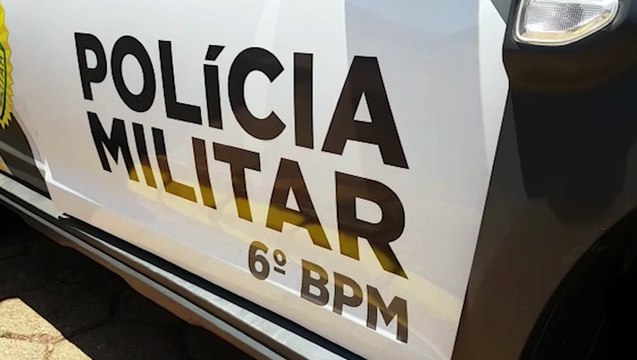 Quatro são detidos pela PM após serem flagrados fazendo gato na rede elétrica