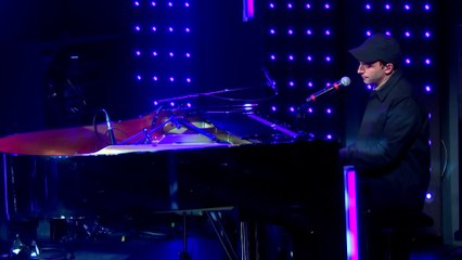 Chien Noir interprète "Histoire vraie" dans "Le Grand Studio RTL"