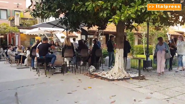 Turismo e riaperture spingono il Pil ma ripresa lenta