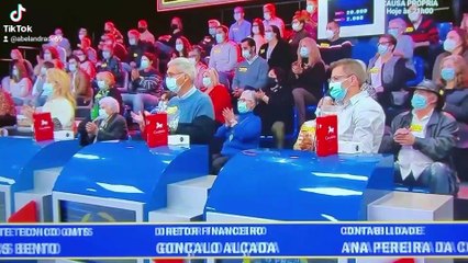 Fernando Mendes dá show no preço certo