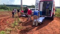 Casal de idosos fica feridos após capotamento em estrada rural na BR-163