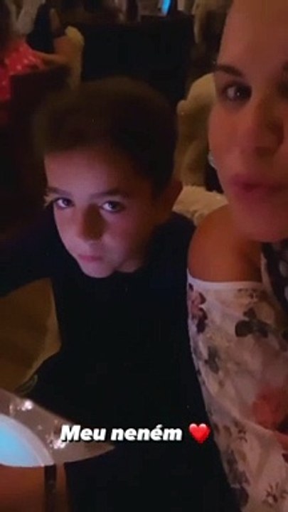 Katia Aveiro com o filho Dinis