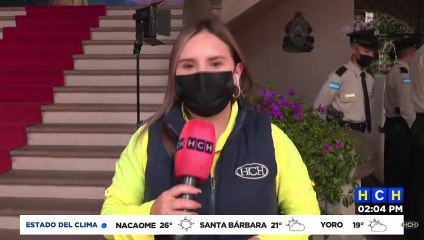 Encargada de Negocios de EEUU, Collen Anne Hoey llega a reunión con la presidenta Xiomara Castro