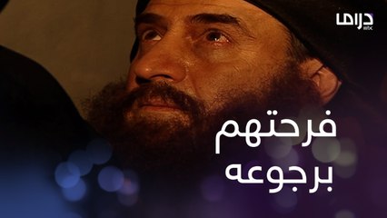 المخرز عايش! الفرحة كبيرة ولأول مرة يرى ابنه عبد الحي