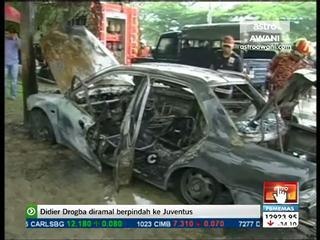 Seorang warga emas rentung dalam kereta