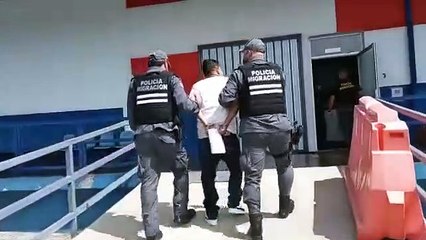 Tras cumplir condena de cárcel, expulsan a marero del país