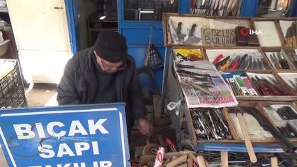 1 sandalye bir makinayla 5 çocuğunu büyüttü