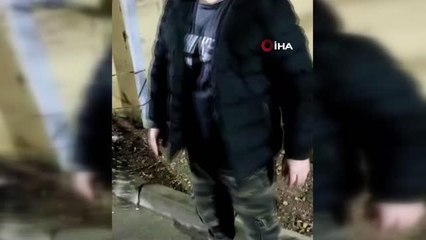 Kemere gizlenmiş kılıç ile yakalandı