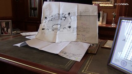 بالفيديو: طاولة "فخمة ضخمة": 6 أمتار و100 ألف يورو فصلت بين بوتين وماكرون