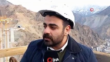 Türk mühendisler dev viyadükleri tamamlamanın mutluluğunu yaşıyor