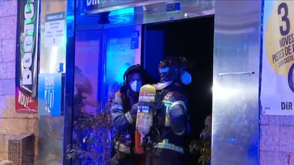 Un incendio obliga a desalojar un gimnasio en Barcelona