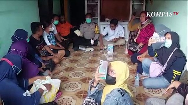 Ibu-ibu Geruduk Rumah Warga, Mengaku Korban Penipuan Minyak Goreng Murah