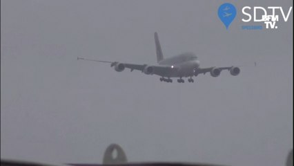 Tempête Eunice: cet avion lutte contre des vents violents au-dessus de l’aéroport de Londres Heathrow