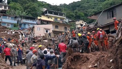 Los muertos ascienden a al menos 136 y los desaparecidos a 200 en las inundaciones de Brasil