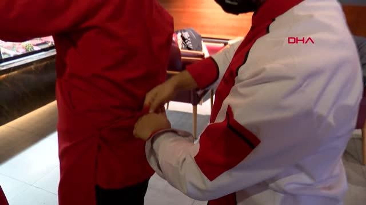 ZİHİNSEL ENGELLİ ÖĞRENCİLER, GASTRONOMİ EĞİTİMİYLE SOSYALLEŞEREK, İSTİHDAM EDİLİYOR