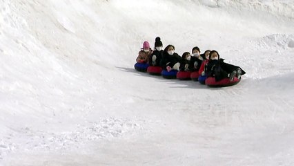 가는 겨울이 아쉬워...스키장·겨울산 찾은 사람들 / YTN