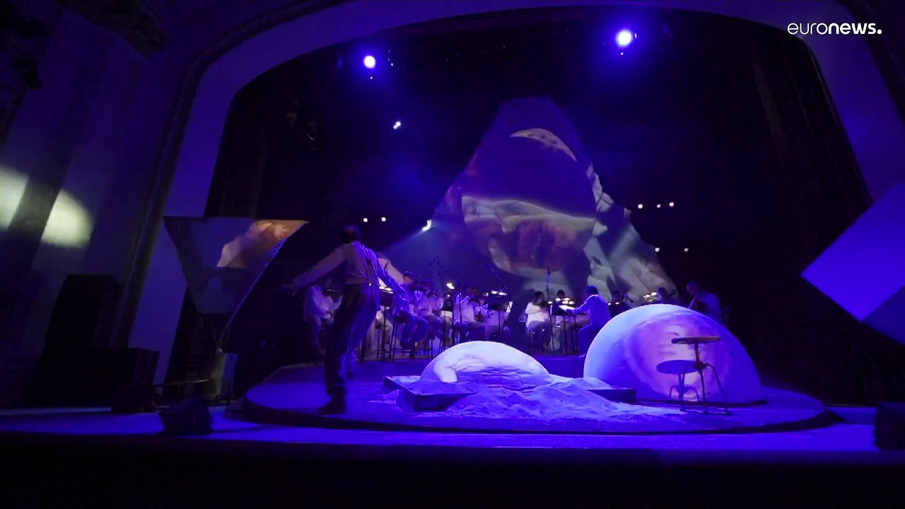 Kultur-Schlager in Sotschi - Saint-Exupéry thront über allem