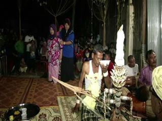 Malaysian shamans brave Islam's ill winds