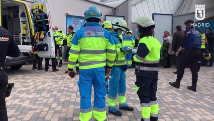 Trece heridos al derrumbarse parte del techo del auditorio del Parque de Atracciones de Madrid