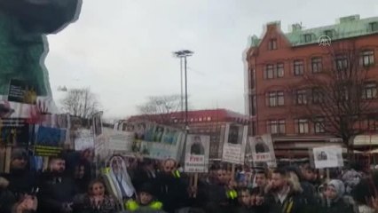 Sosyal hizmetler kurumunca çocukları ellerinden alınan aileler gösteri yaptı