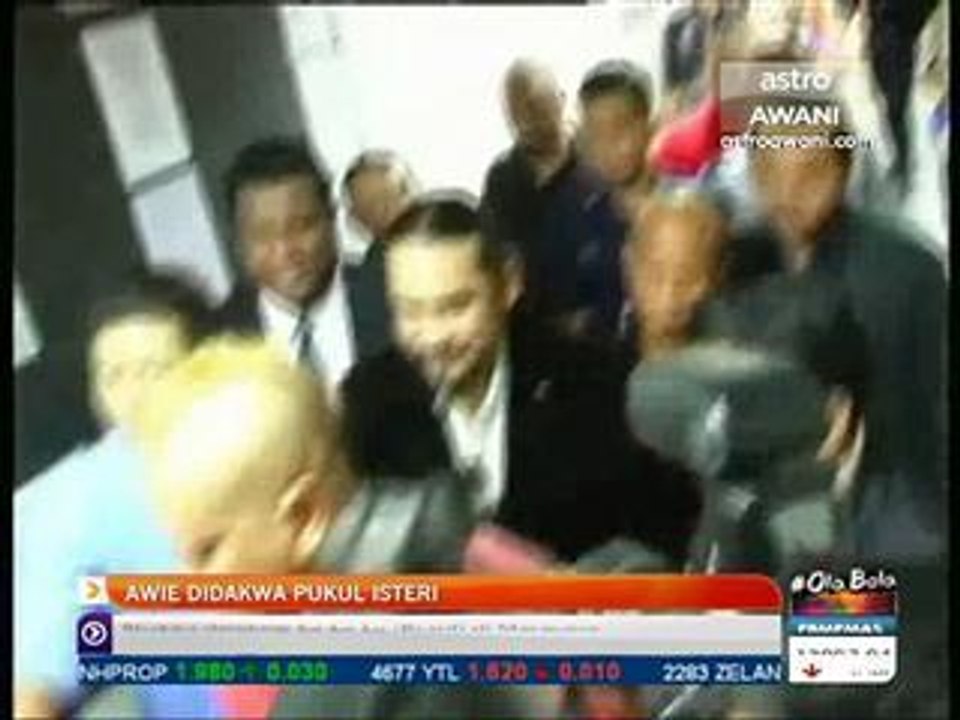 Awie didakwa pukul isteri