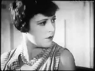 Un perro electrónico: una experiencia audiovisual surrealista