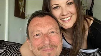 Giovanna Civitillo parla del privato con Amadeus: i segreti della coppia di Affari Tuoi formato fami