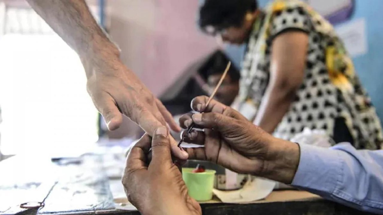 Voting for Punjab and UP Phase-III starts at po...
