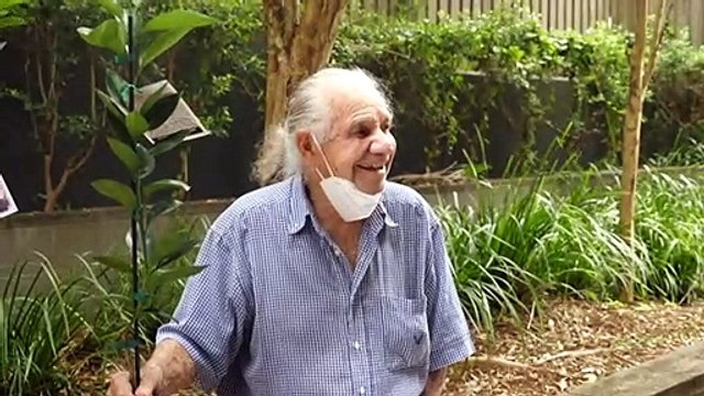 Older NSW residents combating loneliness with balcony gardens