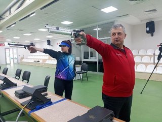 Son dakika gündem: POLİS BABASI TEŞVİK ETTİ, 4 YILDA ATICILIKTA MİLLİ TAKIMA YÜKSELDİ