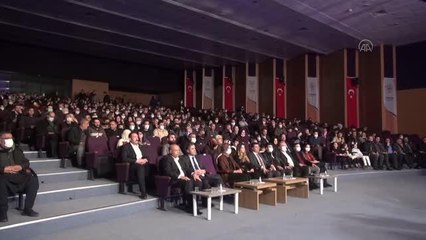 ŞANLIURFA - "Reng-i Hakkari" sahne aldı