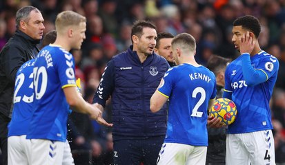 Southampton 2-0 Everton: Stuart Armstrong and Shane Long goals leave Frank Lamaprd's men in the mire