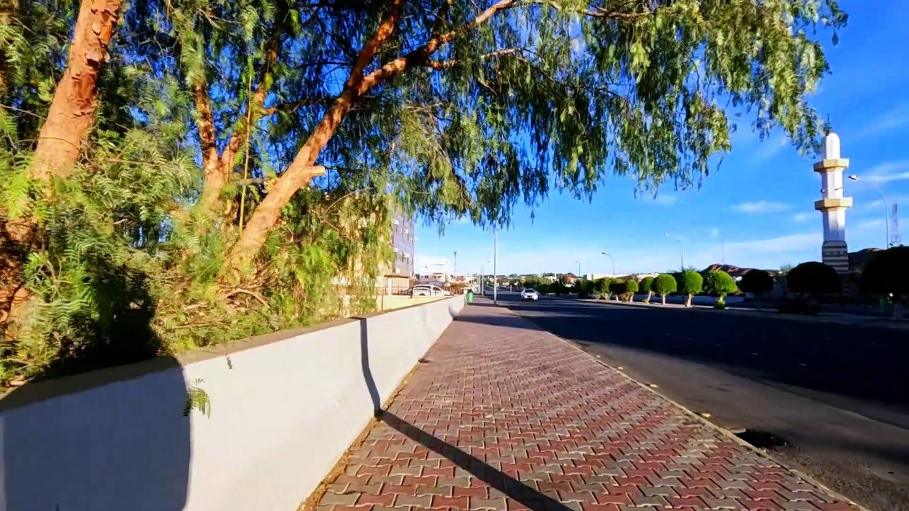 WALKING THE STREETS OF ALHADA SAUDI ARABIA