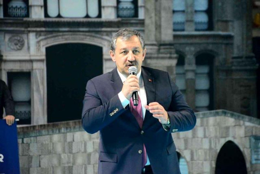 Salim Kayıcı: "Uluslararası Türk Cumhuriyetleri Kick Boks Şampiyonası'nı da Kocaeli'ye verdik"