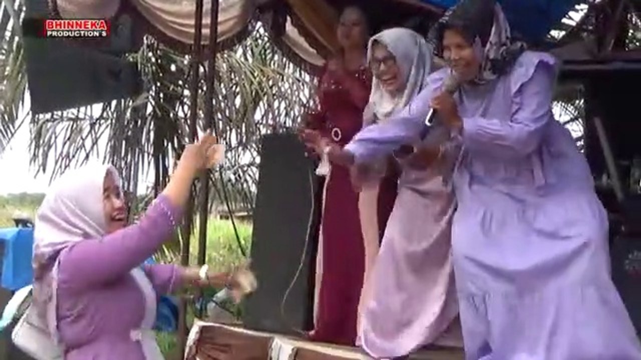 Dendang Melayu Ratu Sawer Ria Nada Live Show Musik