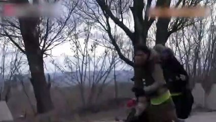 Ukraynalı Bakan çatışmanın ortasında kaldı! Bölgeden sıcak görüntüler