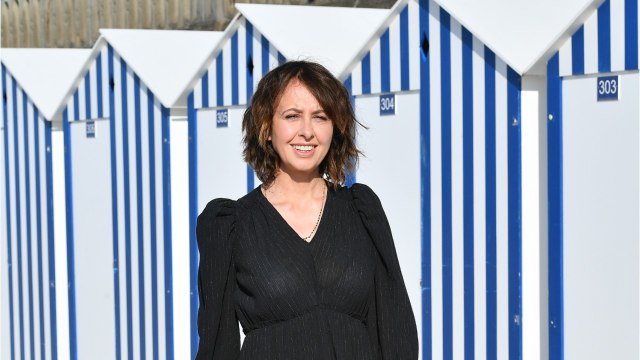 GALA VIDEO - Valérie Bonneton : ses confidences sur ses enfants face à Nikos Aliagas