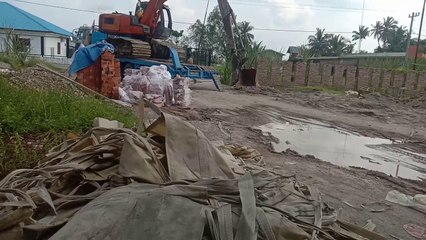 drop hitachi excavator