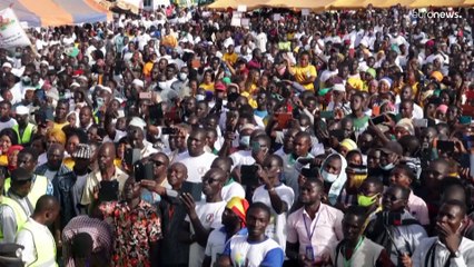 BURKINA FASO | Miles de personas arropan a la Junta Militar en Uagadugú