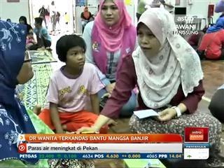 Dr wanita terkandas bantu mangsa banjir