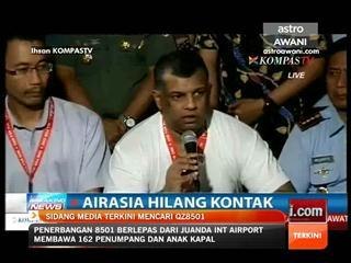 Press Conference of flight QZ8501 by Tan Sri Tony Fernandes