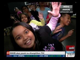 Di sebalik pembikinan teater 'Seussical'