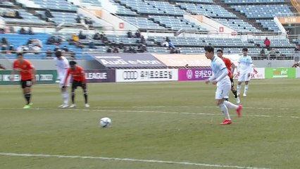 포항, 제주 3대 0 완파...울산, 10명 뛴 김천과 무승부 / YTN