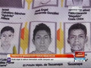 Protes di Mexico City terus memuncak