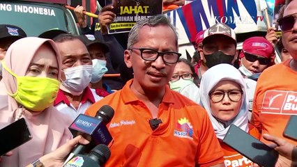 Descargar video: Polemik Aturan Baru Pencairan JHT BPJS Ketenagakerjaan | News Or Hoax