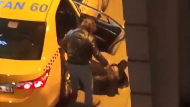 İstanbul’da alkollü turist ortalığı birbirine kattı