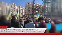 İspanya’da Yaşayan Ukraynalılar, Başkent Madrid’de Bir Araya Gelerek Ukrayna Sınırına Askeri Yığınak Yapan Rusya’yı Protesto Etti